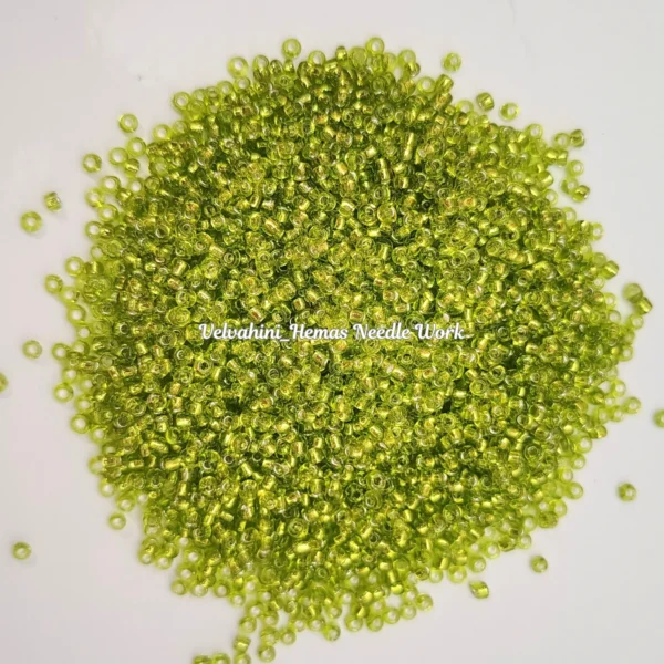 Premium sugar bead pista green