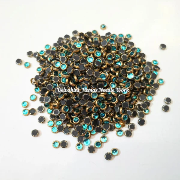 4mm Round Kundan_Blue