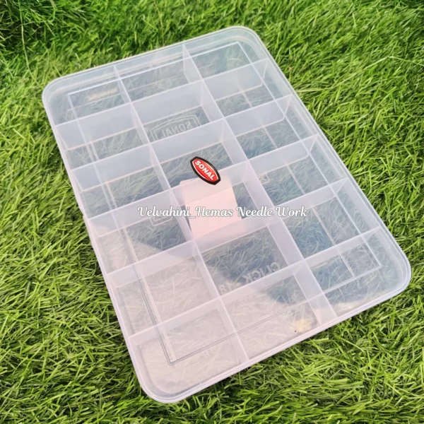 Medium Size 18 Partition Box