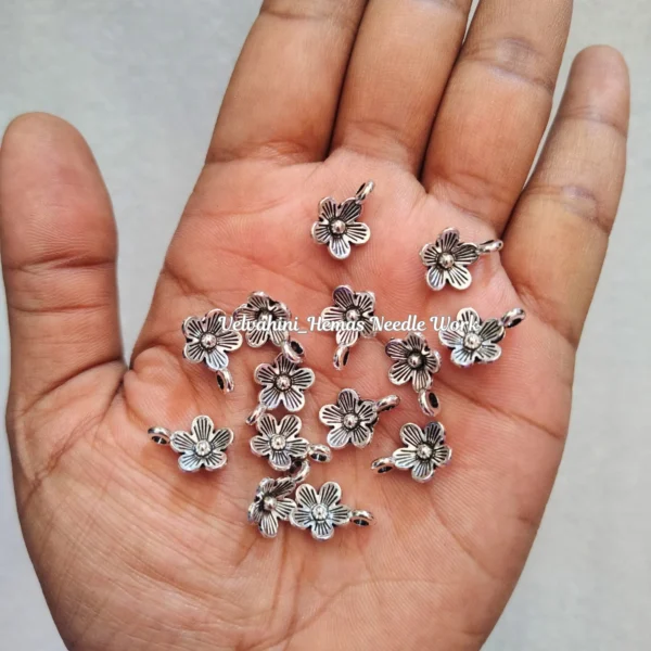 5 Petal Flower Charms_ 2